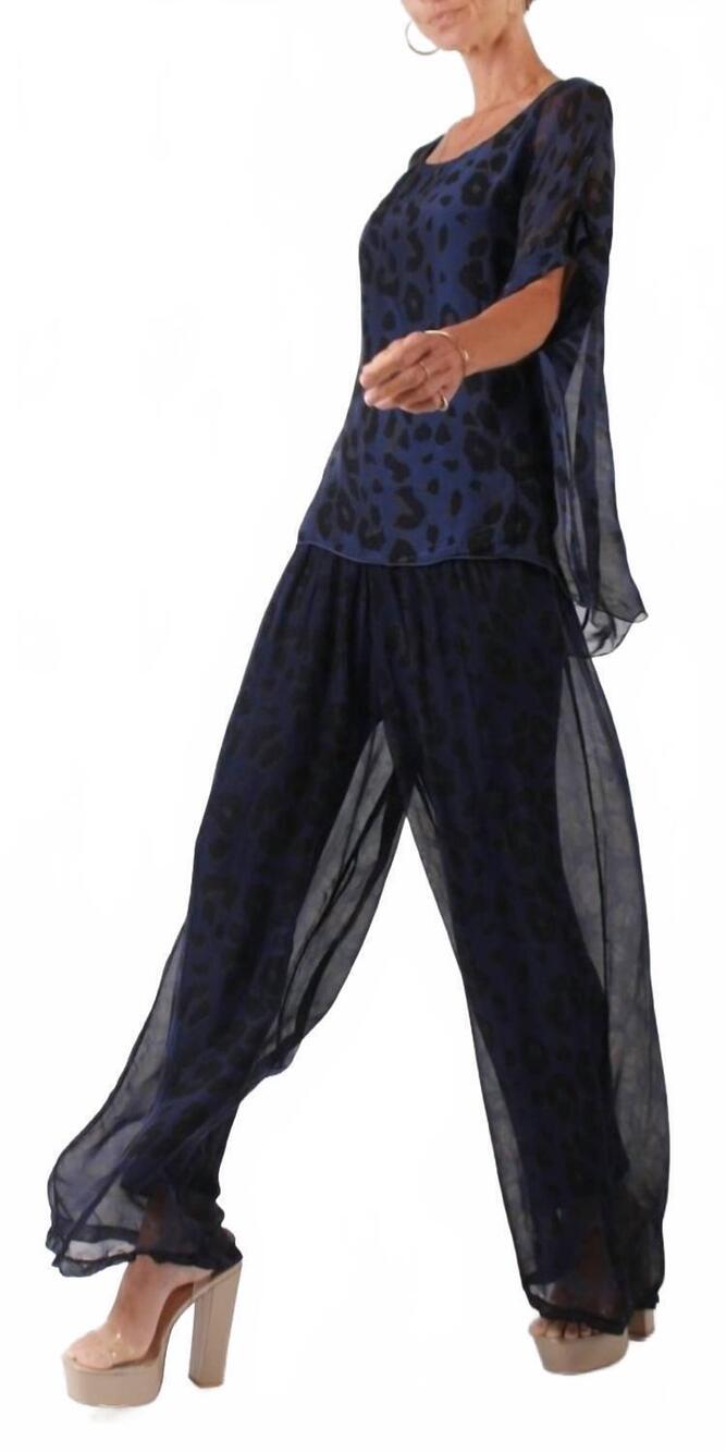 NEW GIGI MODA lyda leopard print pants in navy - Picture 3 of 3